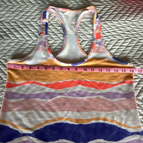 🍋 like new Lululemon tank - Picture 4 of 5